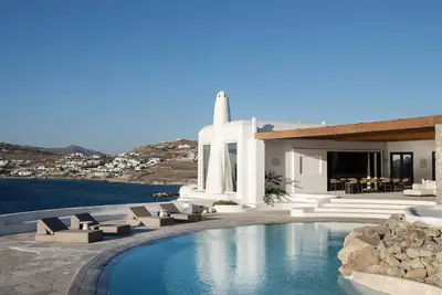 Image de Villa à Myconos avec 8 chambres à coucher, 16 couchages
