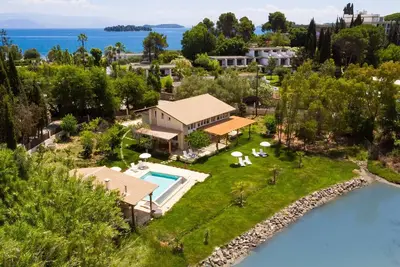 Image de Cottage en Bord de Mer – Retraite Plage avec Balcon et Wi-Fi