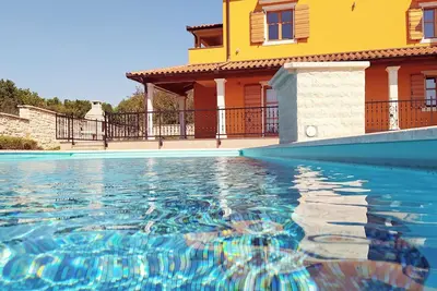 Villa Doris by Villas Guide