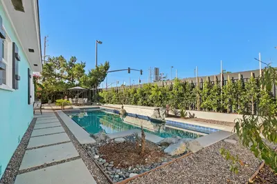 Image de Luxury Pool Oasis • Near Stadium, Tennis & Golf