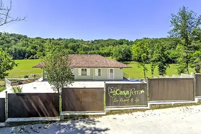 Image de Maison de vacances avec piscine privée, bain à remous, Wifi, Tv, patio, vue panoramique