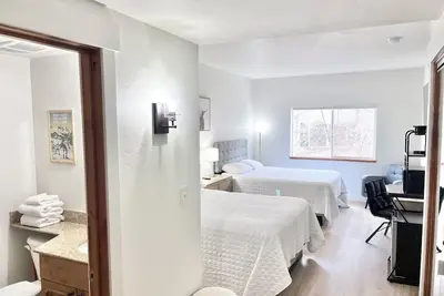 Image de 2070 | Newly Remodeled 2q Suite Near Wasatch State Park