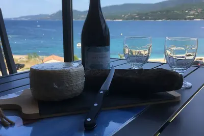 Image de Appartement de standing face à la plage pour des vacances de rêve