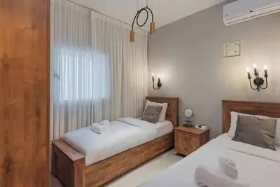 Image de 2 Br Apartment in Ovadya St Jerusalem