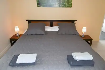 Image de Chambre Galets de Garonne avec piscine partagée