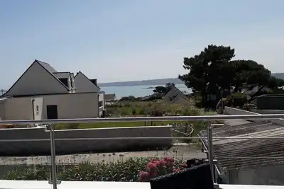 Image de Maison de pêcheur revisitée vue mer avec jardin aux encablures de Bréhat