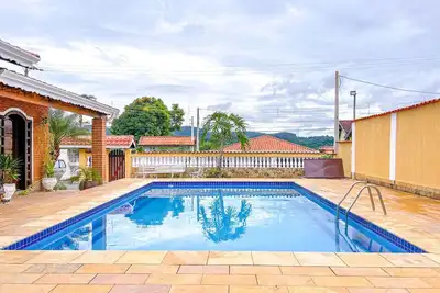 Image de Chácara elegante com piscina e lazer em Atibaia/Sp