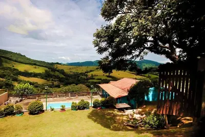 Image de Chácara com Piscina e Churrasqueira em Extrema Mg