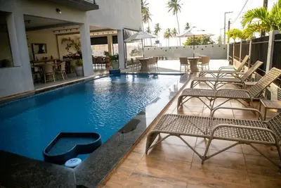 Image de Apto com Piscina e Salão de Jogos a 100m da praia