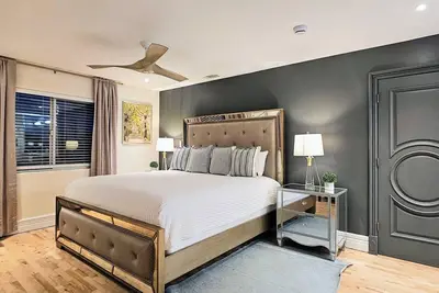 Luxury Oasis Between Downtown La & Orange County