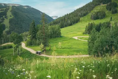 Image de Ski-In/Out 3br Condo w/ Fireplace | Pool & Hot Tub