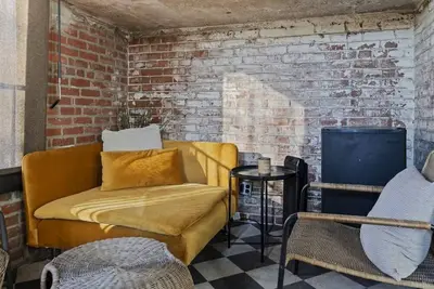 Image de Charming Retreat in Trendy NoLibs - 2 Beds/2 Baths