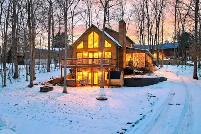 Image de Updated in 2026 Barrel Sauna/Hot Tub, GameRoom