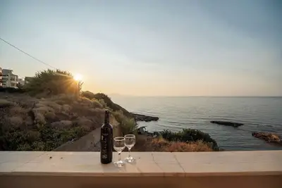 Image de Sea Gem Apartments steps from the sand