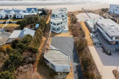 Iconic Oceanfront Modern House on Dune Road with Panoramic Atlantic Views