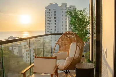 Image de Coastal Vista Apt with Ac / Queen+Sofa / Beach access / Rodadero Sma