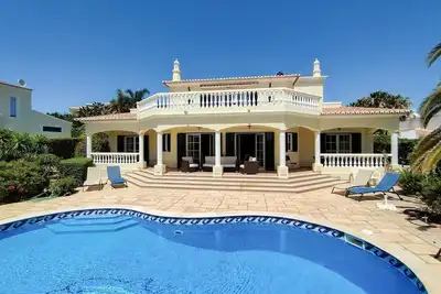 Image de Villa Palmeira - Quatre Chambres Villa, Couchages 8