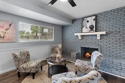 Image de Woodbrook Lounge MidTerm Rental