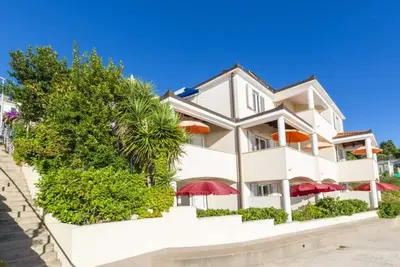 Image de One Bedroom Apartment with Sea View and Terrace