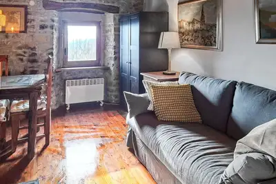 Image de Superbe maison de 2 chambres à Buzet