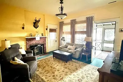 Image de Quintessential Cabin on Squam Lake