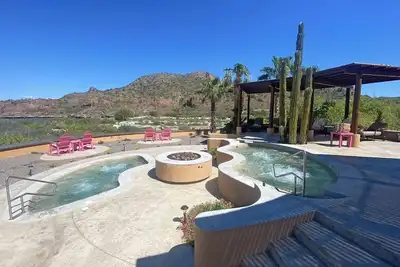 Image de Luxury 645‑Sq‑Ft Suite w/ Kitchenette, Balcony & Breathtaking Loreto Views