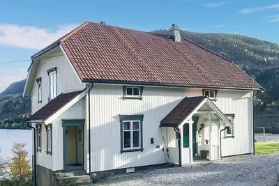 Image de Belle maison à Vråliosen avec Wi-Fi