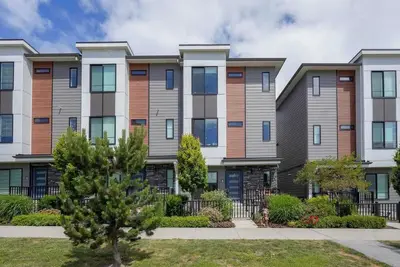 Vibrant South Surrey