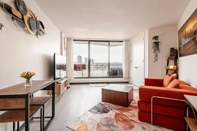 Image de Downtown Vancouver- walking distance to Fifa world cup and Cruise port.