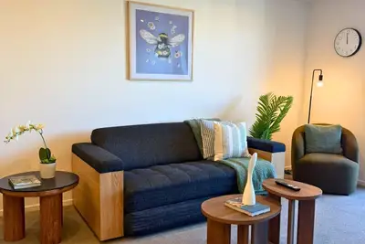 Image de Sleek & New 1br Apartment on Manchester Street