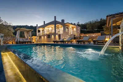 Image de Villa Rafael | Infinity Pool & Private Chapel on Mamma Mia Island