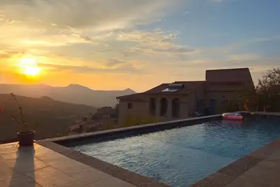 Image de Maison de vacances « In Chiusella Piscine de Rêve » avec vue mer, Wi-Fi et climatisation