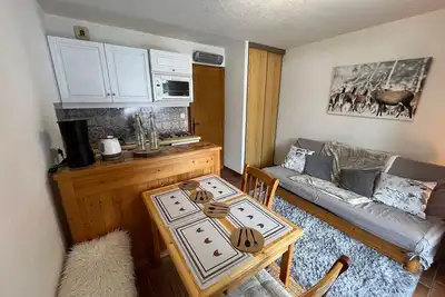 Image de Charmant 2 pièces au bord du lac de Vonnes avec terrasse