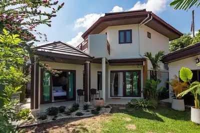 Image de Cozy design-house w/swimmingpool & garden - Esrah Home