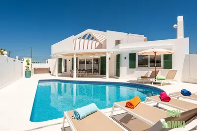 Image de Bon Somni | Stylish Villa With Private Pool And Hot Tub