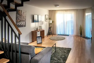 Image de Corporate Housing, complete house, 145 m2, 6 Persons, parking, 10 min Vw