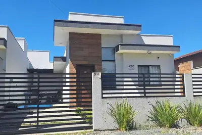 Image de Prehenn Beach House with Pool