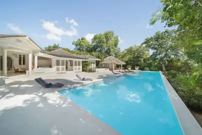 Image de Luxury Italian Villa with Ocean Views in Casa de Campo