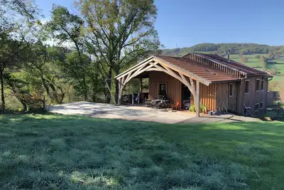 Image de Maison Éco avec Studio de Yoga et Vue sur les Bois