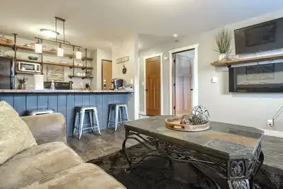 Image de Condo in the Hill #1