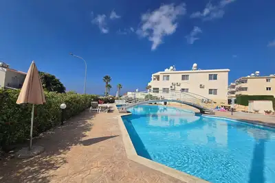 Image de 2-bedroom townhome in peaceful Pegeia with big communal pool.