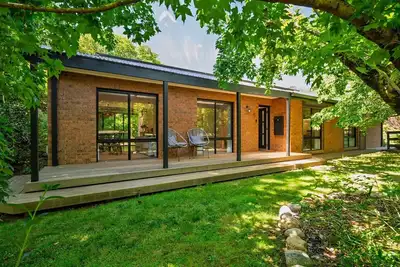 Image de Hideaway House Bright