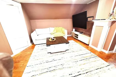 Image de 3-bedroom Luxury Loft Family-Friendly Home + Free Parking