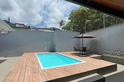Image de Spacious house with pool near the beach – Praia de Fora