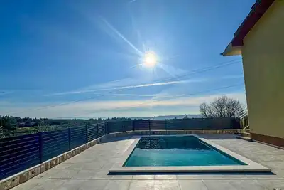 Image de Beautiful home in Klis