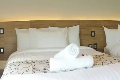 Image de 4 Comfortable Rooms in Central Cancún – Walk to Dining and Entertainment