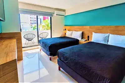 Image de Relaxing Mazatlán Getaway: Beach Days, Local Culture & Great Eats l 3 Rooms