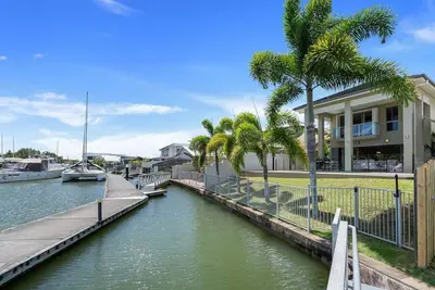 Image de Belle Escapes The Mariner