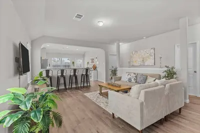 Spacious 3br/2ba Home in Conroe