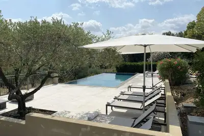 Image de Charme provençal et sérénité dans l’arrière-pays tropézien